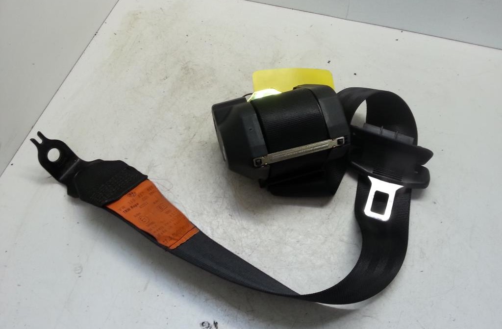 VW Golf 3 Cabrio 1E Bj.95 Sicherheitgurt hinten rechts Gurt 1E0857805 TRW